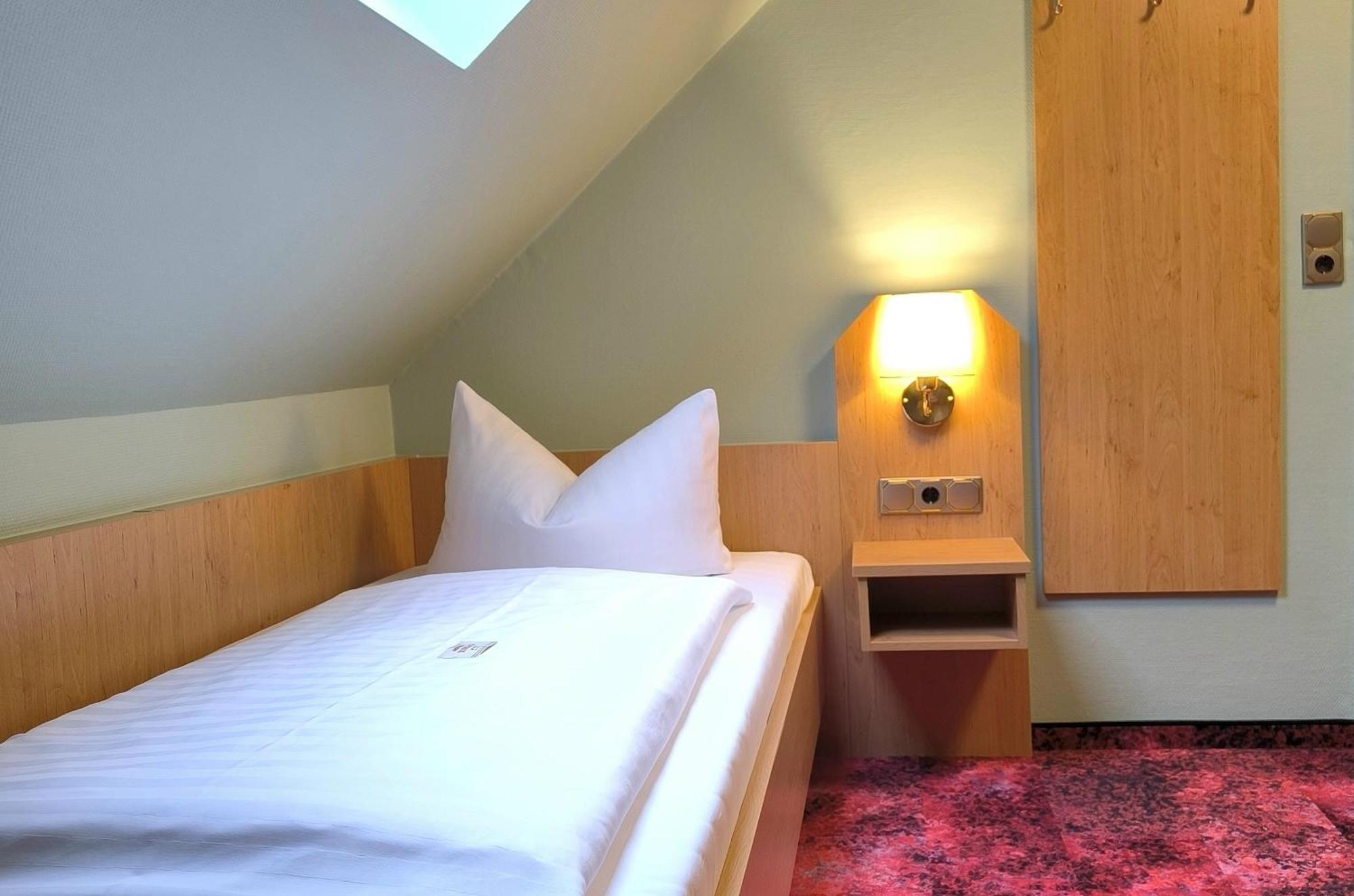 Hotel Burgas Stassfurt Luaran gambar